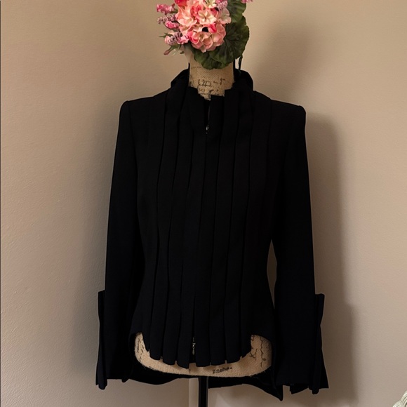 Anne Fontaine Black Pleated Blazer - Picture 2 of 12